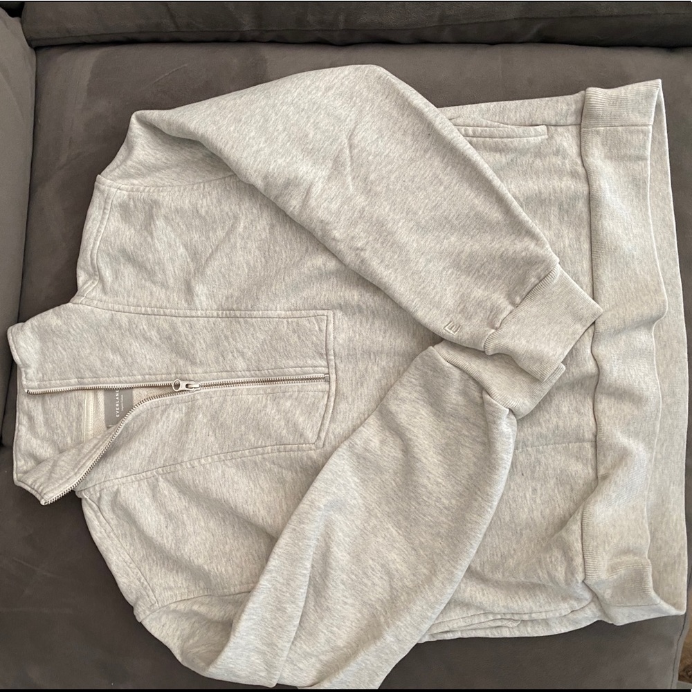 Everlane heather grey quarter zip